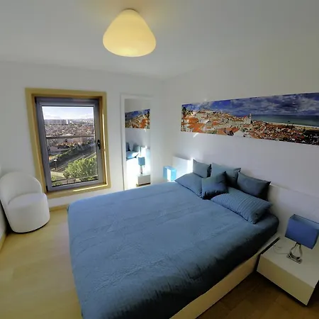 Finest Rentals - Expo Riverside Lisbon Room photo